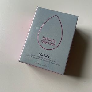 BEAUTYBLENDER Bounce Liquid Whip Long Wear Foundation blend 1.30 W -discontinued